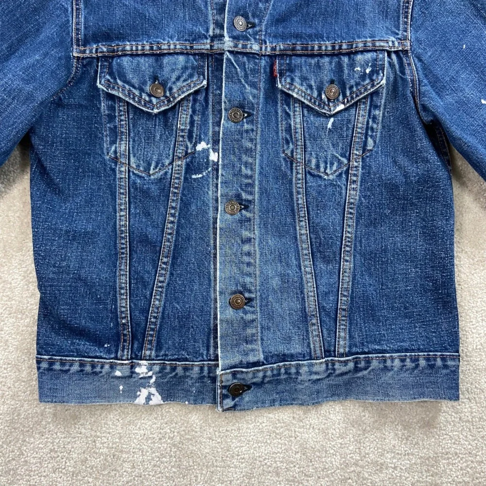 Vintage Big E Levi's Denim Trucker Jacket Mens 40 Small Blue Type III 525